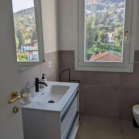 Breathtaking View In The Heart Of Apartamento