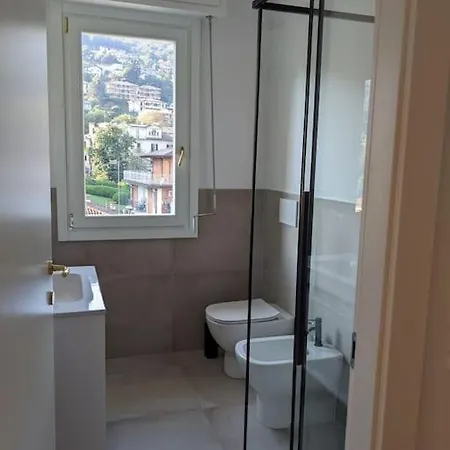 Apartamento Breathtaking View In The Heart Of Stresa